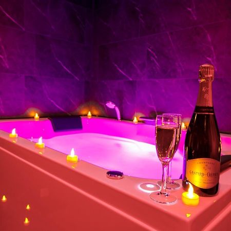 Spa&Détente - Suite Privée - Tours - Netflix Extérieur photo